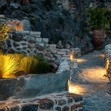 Akra * Perivolakia (Crete)