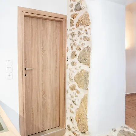 Akra Semesterbostad Perivolakia (Crete)